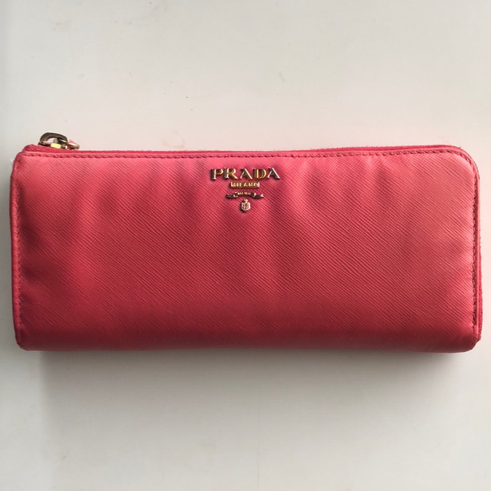 Prada saffiano leather continental wallet pink
